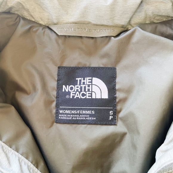 The North Face Puffy Insulated Parka Coat - Picture 7 of 16